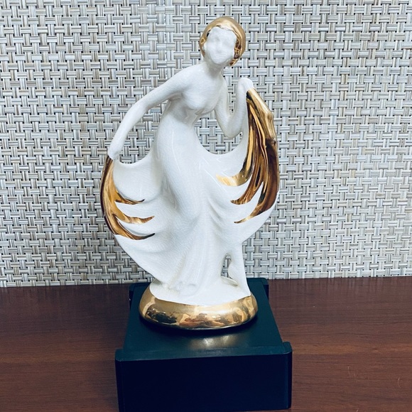 Vintage Other - SOLD🌟2xHP🌟VTG 1930s Art Deco Porcelain Dancing Lady